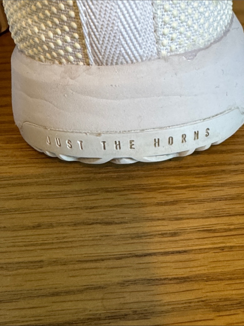 Women’s NOBULL workout shoes in size Women’s 9 (men’s 7.5) pure white. - Picture 4 of 10